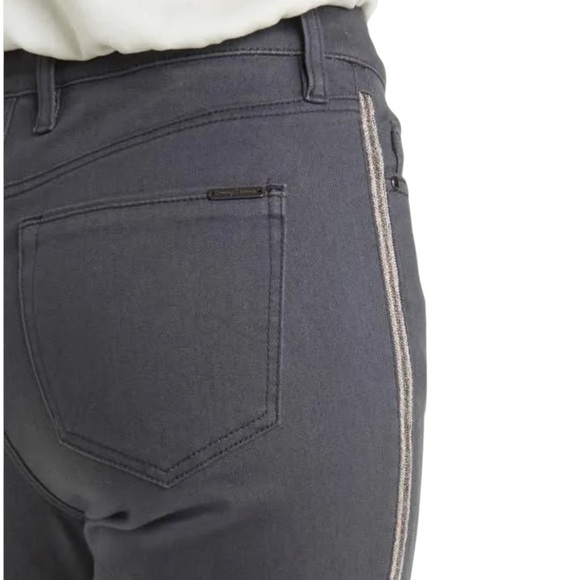 Tommy Bahama Boracay Tux High-Rise Ankle Jeans - Picture 6 of 17